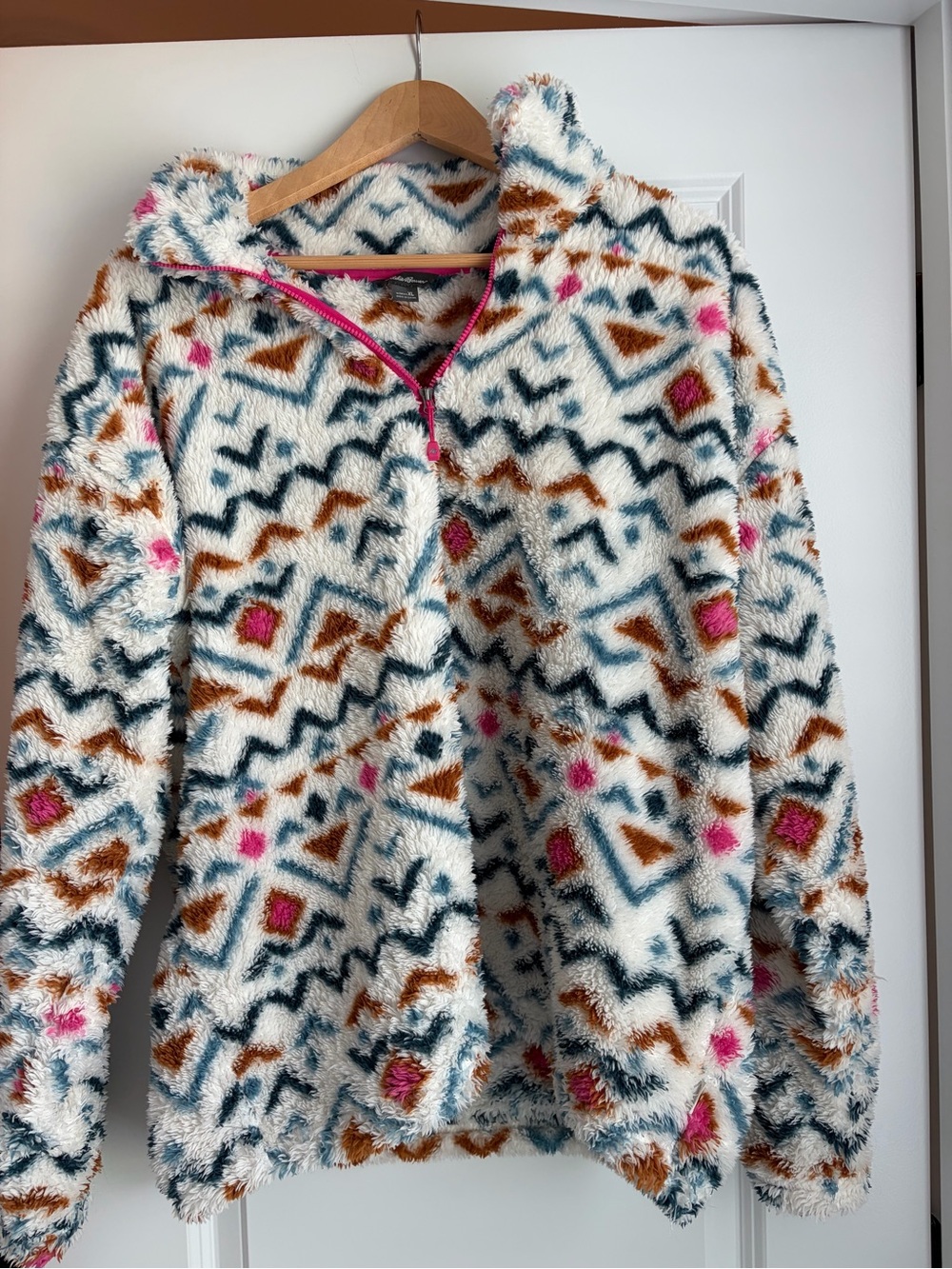 Eddie Bauer Cream Fleece Pullover with Teal, Brown & Pink Accents